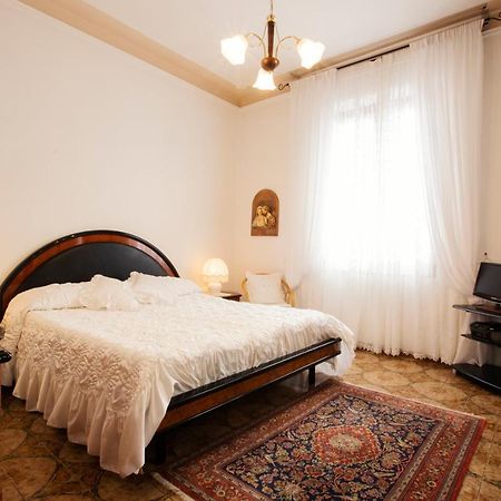 לה ספציה Room Cavour, Nearby Cinqueterre מראה חיצוני תמונה